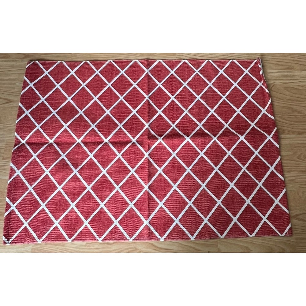 Threshold Accent Rug Set of 2 24x36 Red White NWOT Diamond Trellis Cotton
